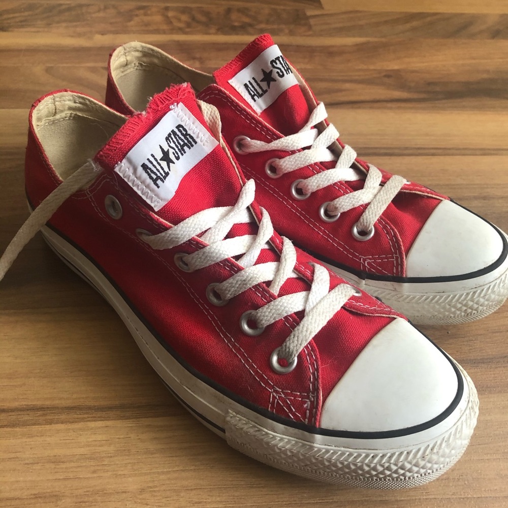 Red Converse